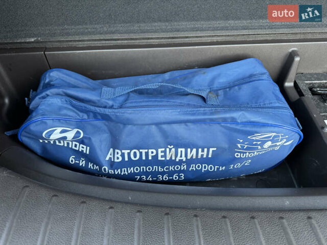 Коричневий Хендай Санта Фе, об'ємом двигуна 2.2 л та пробігом 61 тис. км за 38000 $, фото 123 на Automoto.ua