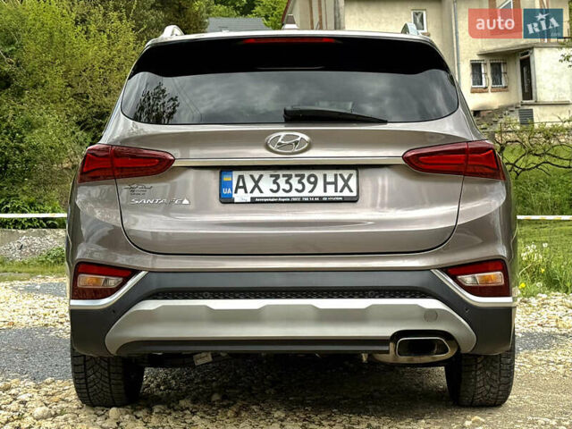 Коричневый Хендай Санта Фе, объемом двигателя 2.36 л и пробегом 80 тыс. км за 25400 $, фото 9 на Automoto.ua