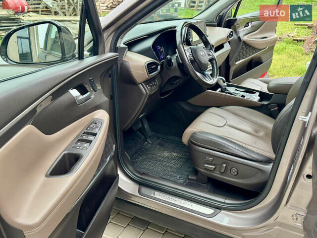 Коричневый Хендай Санта Фе, объемом двигателя 2.2 л и пробегом 61 тыс. км за 37000 $, фото 55 на Automoto.ua