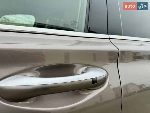 Коричневый Хендай Санта Фе, объемом двигателя 2.2 л и пробегом 61 тыс. км за 37000 $, фото 32 на Automoto.ua