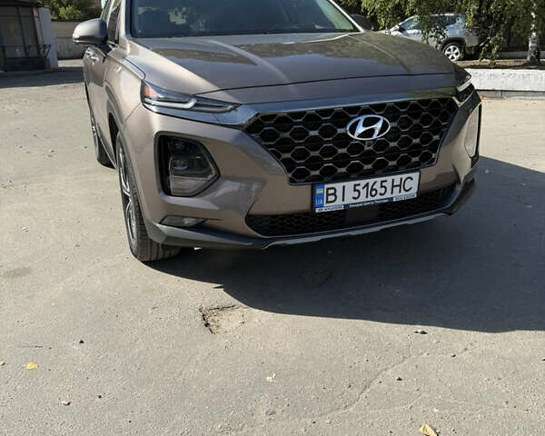 Коричневый Хендай Санта Фе, объемом двигателя 2 л и пробегом 50 тыс. км за 27200 $, фото 1 на Automoto.ua