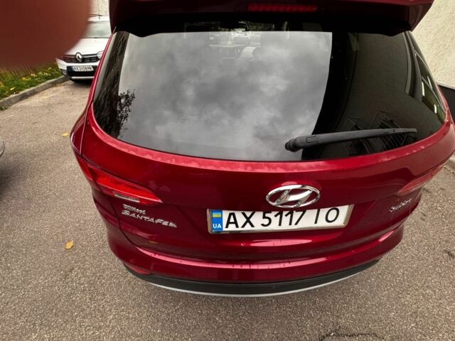 Красный Хендай Санта Фе, объемом двигателя 2 л и пробегом 166 тыс. км за 13000 $, фото 2 на Automoto.ua