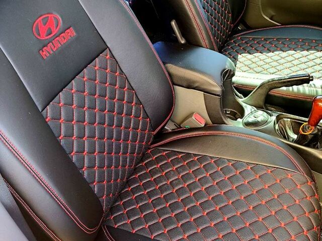 Красный Хендай Санта Фе, объемом двигателя 2 л и пробегом 280 тыс. км за 6200 $, фото 4 на Automoto.ua