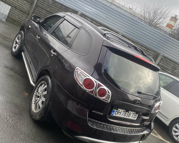 Червоний Хендай Санта Фе, об'ємом двигуна 2.19 л та пробігом 281 тис. км за 4199 $, фото 5 на Automoto.ua