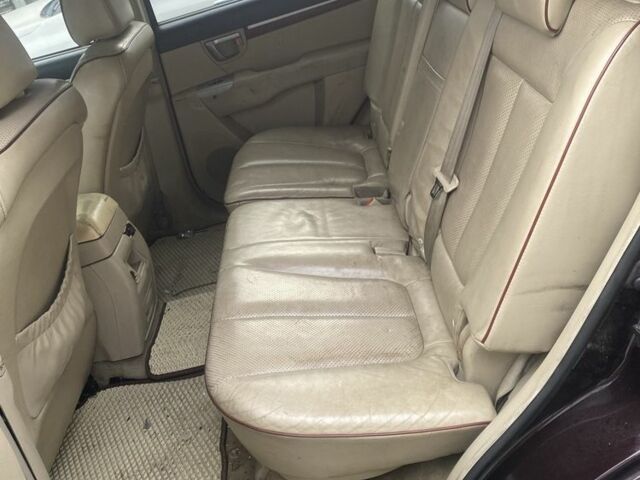 Красный Хендай Санта Фе, объемом двигателя 2.2 л и пробегом 281 тыс. км за 4199 $, фото 3 на Automoto.ua