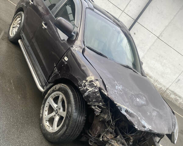 Червоний Хендай Санта Фе, об'ємом двигуна 2.19 л та пробігом 281 тис. км за 4199 $, фото 2 на Automoto.ua