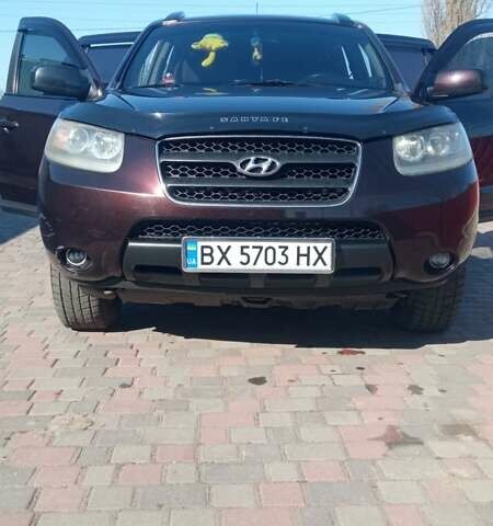 Красный Хендай Санта Фе, объемом двигателя 2.2 л и пробегом 243 тыс. км за 8500 $, фото 1 на Automoto.ua
