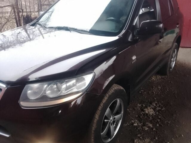 Красный Хендай Санта Фе, объемом двигателя 2.7 л и пробегом 125 тыс. км за 9700 $, фото 4 на Automoto.ua