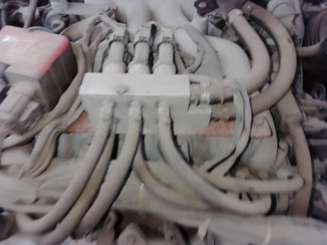 Красный Хендай Санта Фе, объемом двигателя 2.7 л и пробегом 125 тыс. км за 9700 $, фото 16 на Automoto.ua