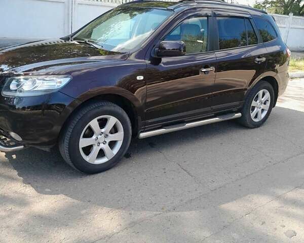 Красный Хендай Санта Фе, объемом двигателя 2.19 л и пробегом 198 тыс. км за 12000 $, фото 5 на Automoto.ua