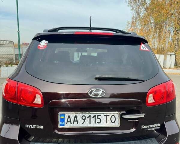 Красный Хендай Санта Фе, объемом двигателя 2.19 л и пробегом 182 тыс. км за 9800 $, фото 5 на Automoto.ua