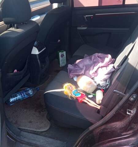 Красный Хендай Санта Фе, объемом двигателя 2.2 л и пробегом 243 тыс. км за 8500 $, фото 13 на Automoto.ua