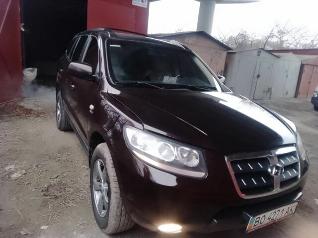 Красный Хендай Санта Фе, объемом двигателя 2.7 л и пробегом 125 тыс. км за 9700 $, фото 2 на Automoto.ua