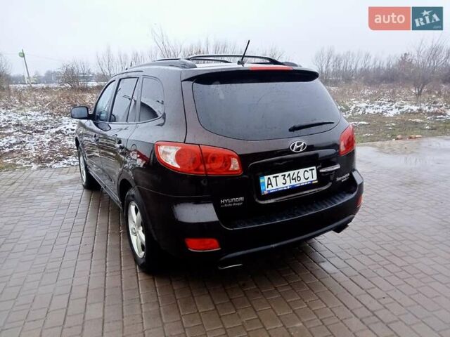 Красный Хендай Санта Фе, объемом двигателя 2.2 л и пробегом 296 тыс. км за 8800 $, фото 5 на Automoto.ua