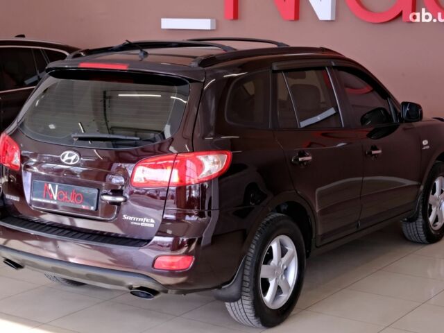 Червоний Хендай Санта Фе, об'ємом двигуна 2.2 л та пробігом 225 тис. км за 9900 $, фото 4 на Automoto.ua
