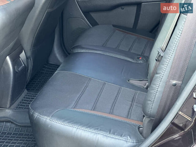 Красный Хендай Санта Фе, объемом двигателя 2.2 л и пробегом 242 тыс. км за 12999 $, фото 11 на Automoto.ua