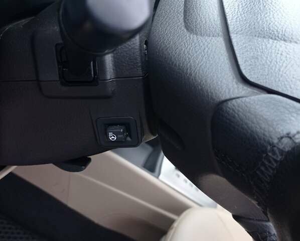 Красный Хендай Санта Фе, объемом двигателя 2.36 л и пробегом 204 тыс. км за 13600 $, фото 19 на Automoto.ua