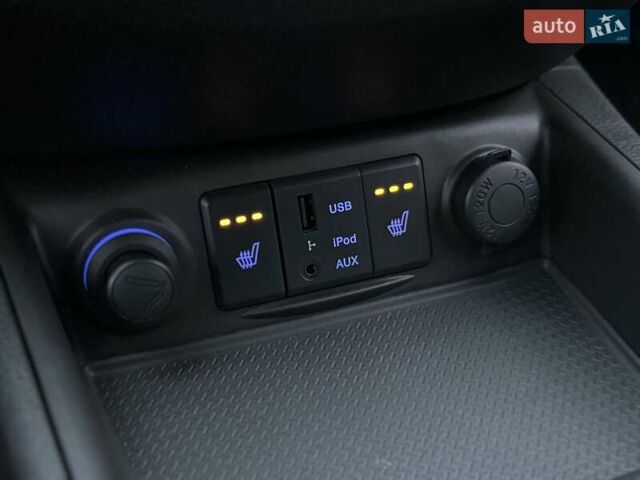 Червоний Хендай Санта Фе, об'ємом двигуна 2.2 л та пробігом 168 тис. км за 12800 $, фото 43 на Automoto.ua