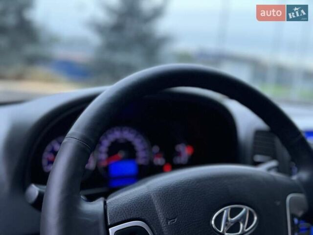 Червоний Хендай Санта Фе, об'ємом двигуна 2.2 л та пробігом 168 тис. км за 12800 $, фото 36 на Automoto.ua