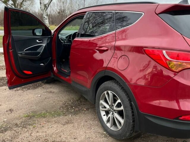 Красный Хендай Санта Фе, объемом двигателя 0 л и пробегом 170 тыс. км за 16000 $, фото 5 на Automoto.ua