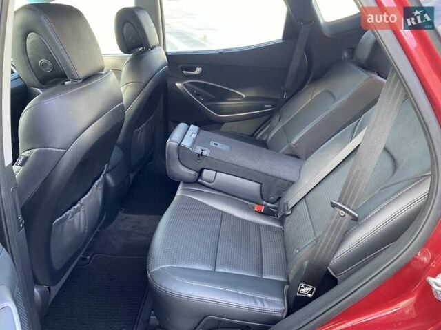 Красный Хендай Санта Фе, объемом двигателя 2 л и пробегом 59 тыс. км за 13500 $, фото 27 на Automoto.ua