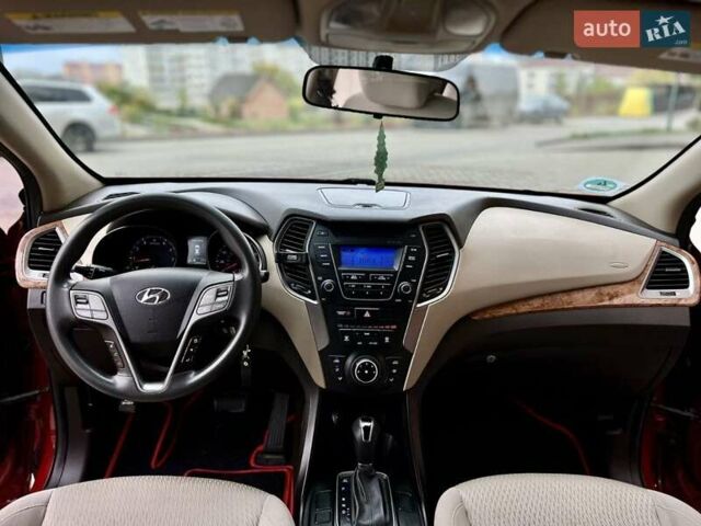 Красный Хендай Санта Фе, объемом двигателя 2.36 л и пробегом 205 тыс. км за 12800 $, фото 6 на Automoto.ua