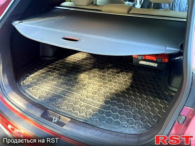 Красный Хендай Санта Фе, объемом двигателя 2.4 л и пробегом 91 тыс. км за 17000 $, фото 7 на Automoto.ua