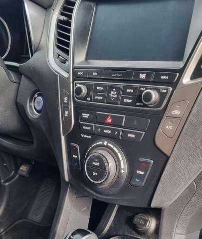 Хендай Санта Фе 2017 в Киеве на Automoto.ua Красный Хендай Санта Фе, объемом двигателя 0 л и пробегом 92 тыс. км за 11400 $, фото 22 на Automoto.ua