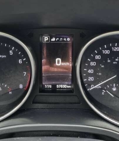 Хендай Санта Фе 2017 в Киеве на Automoto.ua Красный Хендай Санта Фе, объемом двигателя 0 л и пробегом 57 тыс. км за 9700 $, фото 16 на Automoto.ua