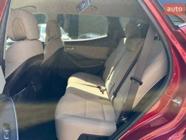 Красный Хендай Санта Фе, объемом двигателя 2.36 л и пробегом 92 тыс. км за 17200 $, фото 20 на Automoto.ua