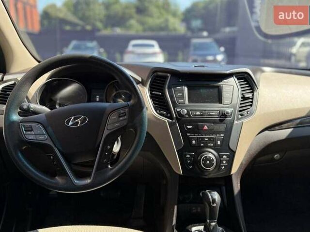 Красный Хендай Санта Фе, объемом двигателя 2.36 л и пробегом 92 тыс. км за 17200 $, фото 12 на Automoto.ua