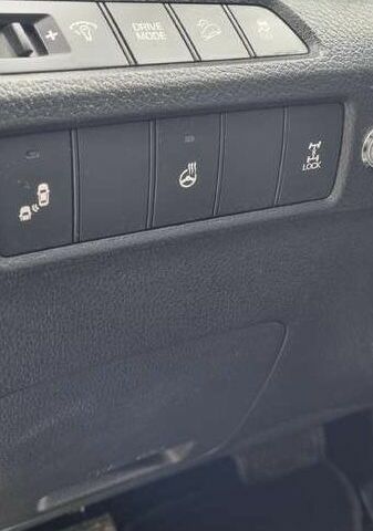 Хендай Санта Фе 2017 в Киеве на Automoto.ua Красный Хендай Санта Фе, объемом двигателя 0 л и пробегом 57 тыс. км за 9700 $, фото 17 на Automoto.ua