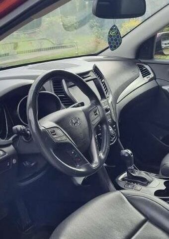 Хендай Санта Фе 2017 в Киеве на Automoto.ua Красный Хендай Санта Фе, объемом двигателя 0 л и пробегом 57 тыс. км за 9700 $, фото 9 на Automoto.ua