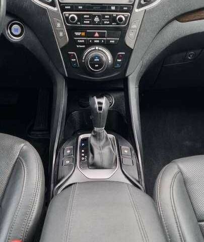 Хендай Санта Фе 2017 в Киеве на Automoto.ua Красный Хендай Санта Фе, объемом двигателя 0 л и пробегом 92 тыс. км за 11400 $, фото 18 на Automoto.ua