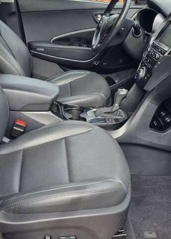 Хендай Санта Фе 2017 в Киеве на Automoto.ua Красный Хендай Санта Фе, объемом двигателя 0 л и пробегом 57 тыс. км за 9700 $, фото 14 на Automoto.ua