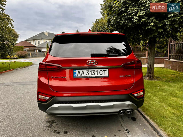 Красный Хендай Санта Фе, объемом двигателя 2.2 л и пробегом 127 тыс. км за 31000 $, фото 3 на Automoto.ua