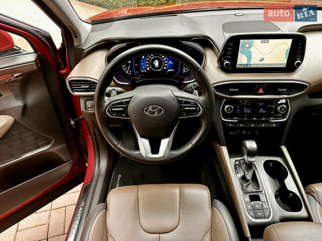 Красный Хендай Санта Фе, объемом двигателя 2.2 л и пробегом 127 тыс. км за 31000 $, фото 19 на Automoto.ua