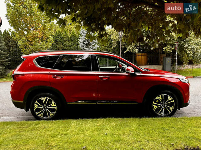 Красный Хендай Санта Фе, объемом двигателя 2.2 л и пробегом 127 тыс. км за 31000 $, фото 5 на Automoto.ua