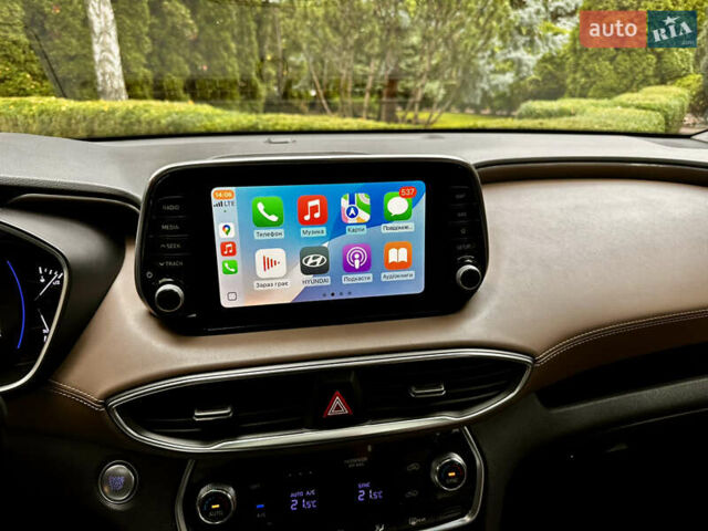 Красный Хендай Санта Фе, объемом двигателя 2.2 л и пробегом 127 тыс. км за 31000 $, фото 26 на Automoto.ua