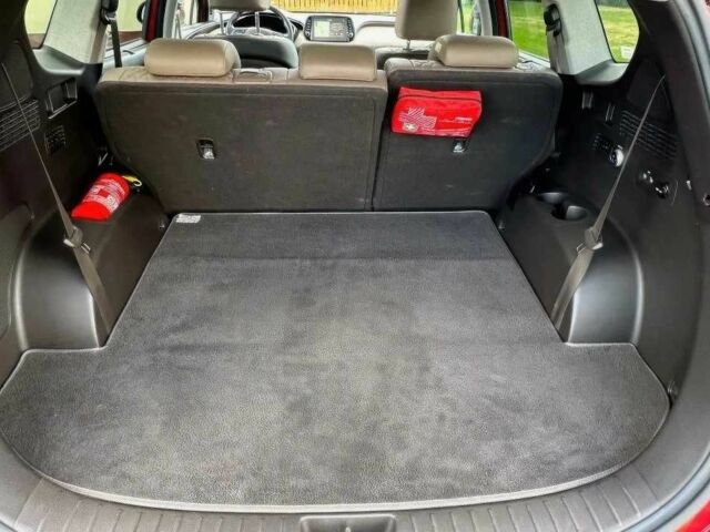 Красный Хендай Санта Фе, объемом двигателя 0 л и пробегом 75 тыс. км за 25000 $, фото 5 на Automoto.ua