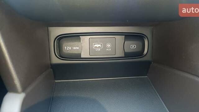 Красный Хендай Санта Фе, объемом двигателя 2.36 л и пробегом 63 тыс. км за 18300 $, фото 16 на Automoto.ua