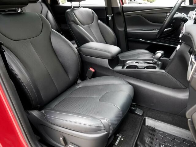 Красный Хендай Санта Фе, объемом двигателя 2 л и пробегом 45 тыс. км за 14700 $, фото 8 на Automoto.ua