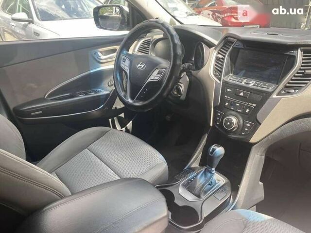 Хендай Санта Фе, объемом двигателя 2.4 л и пробегом 238 тыс. км за 15500 $, фото 6 на Automoto.ua