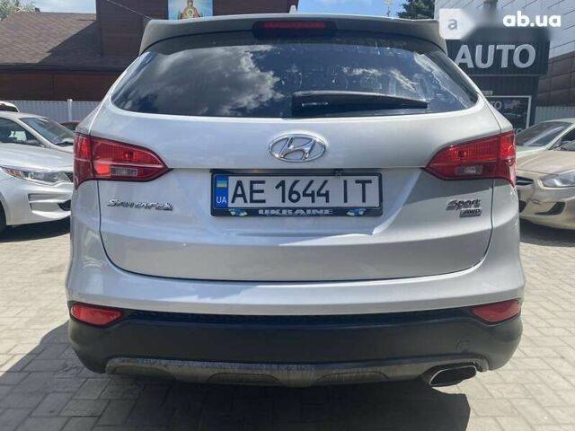 Хендай Санта Фе, объемом двигателя 2.4 л и пробегом 238 тыс. км за 15500 $, фото 5 на Automoto.ua