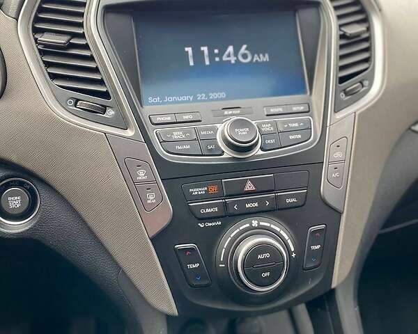 Хендай Санта Фе, об'ємом двигуна 2.4 л та пробігом 168 тис. км за 19300 $, фото 17 на Automoto.ua