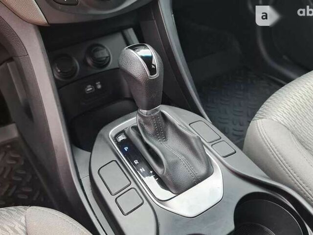 Хендай Санта Фе, об'ємом двигуна 2.4 л та пробігом 168 тис. км за 17790 $, фото 12 на Automoto.ua