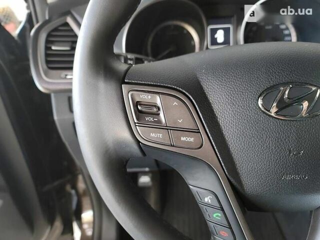 Хендай Санта Фе, об'ємом двигуна 2 л та пробігом 127 тис. км за 24000 $, фото 13 на Automoto.ua