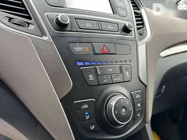 Хендай Санта Фе, объемом двигателя 2.4 л и пробегом 72 тыс. км за 18900 $, фото 12 на Automoto.ua