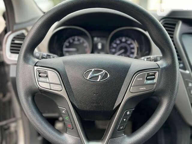 Хендай Санта Фе, объемом двигателя 2.4 л и пробегом 27 тыс. км за 19900 $, фото 13 на Automoto.ua