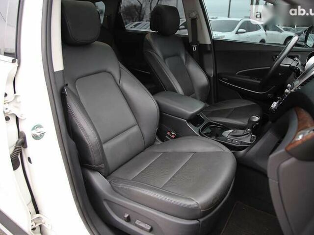 Хендай Санта Фе, объемом двигателя 3.3 л и пробегом 40 тыс. км за 23000 $, фото 12 на Automoto.ua